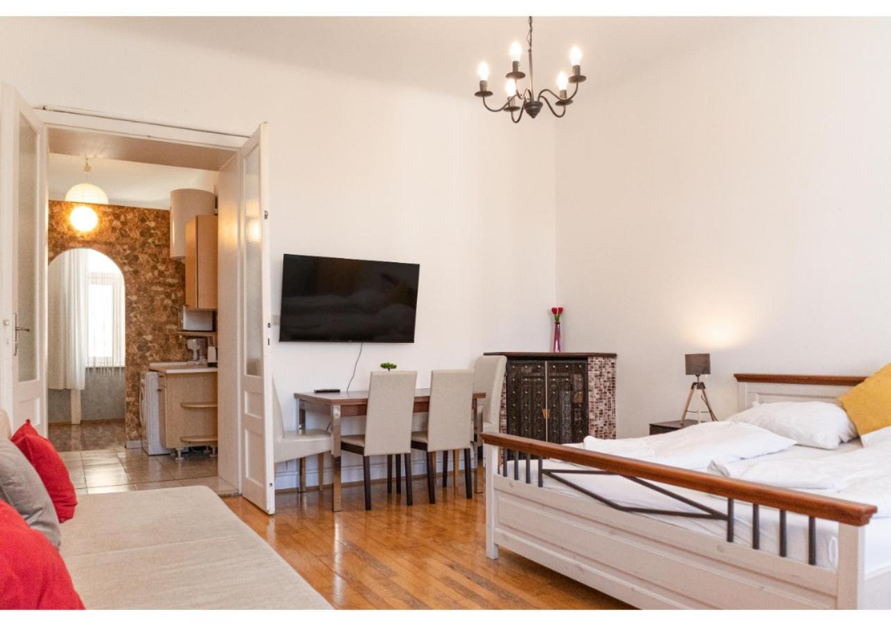 Apartamento Cheerful 2br - Suitable For Longstays Viena