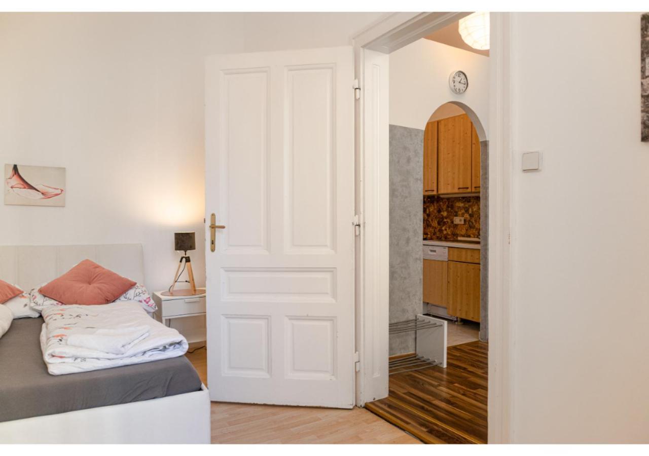 Cheerful 2br - Suitable For Longstays Viena