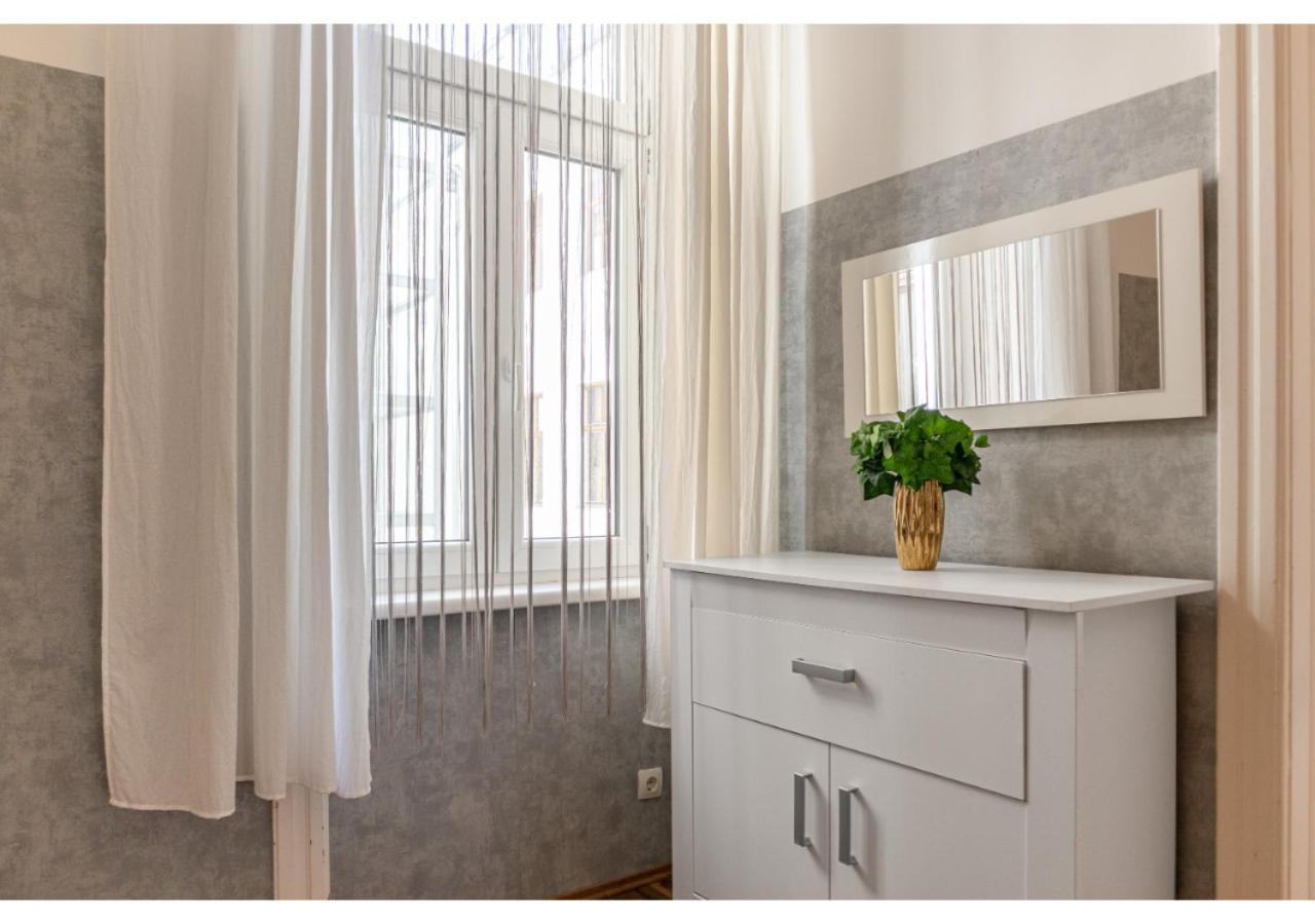 Cheerful 2br - Suitable For Longstays Apartamento Viena