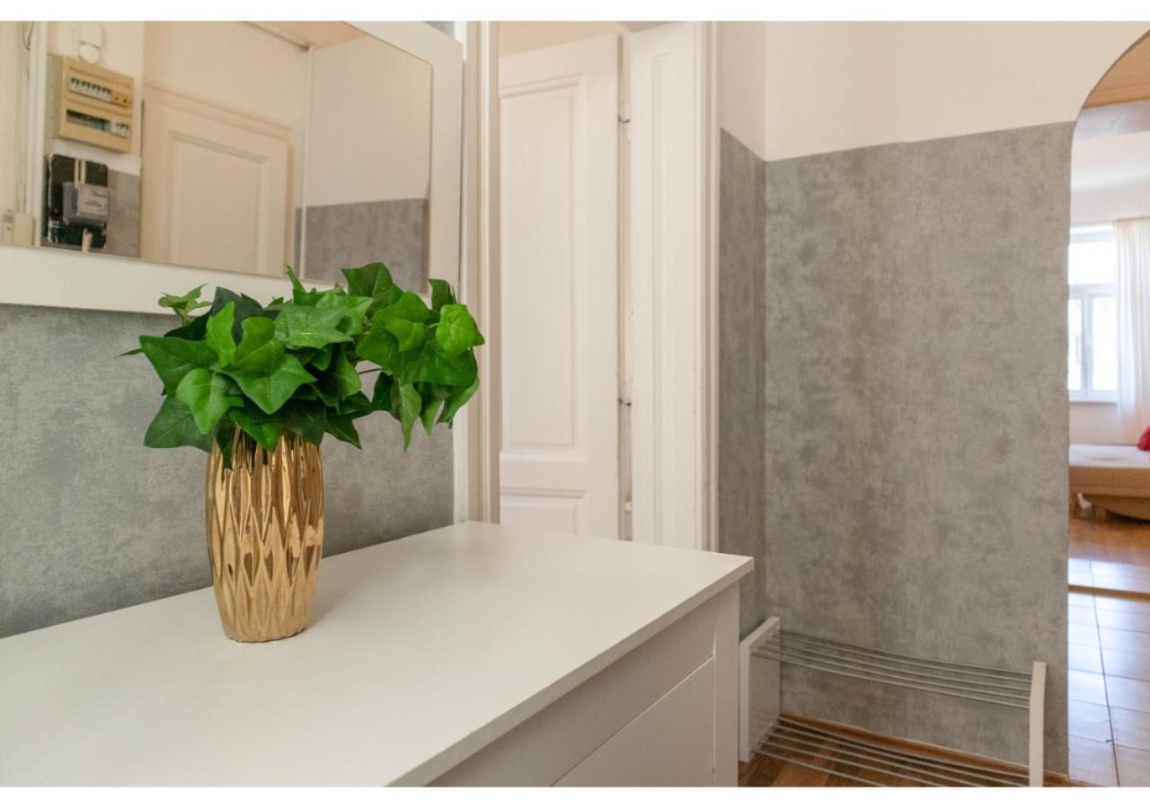 Cheerful 2br - Suitable For Longstays * Viena